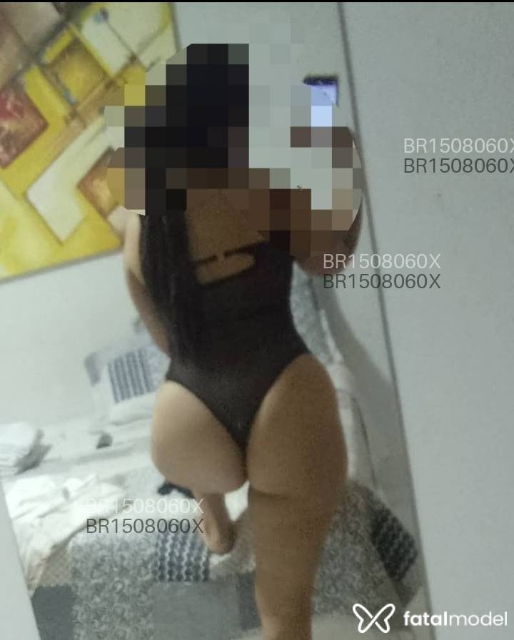 Acompanhante mulher morena (o) de olhos castanhos em Feira de Santana - Bia Vasconcelos
