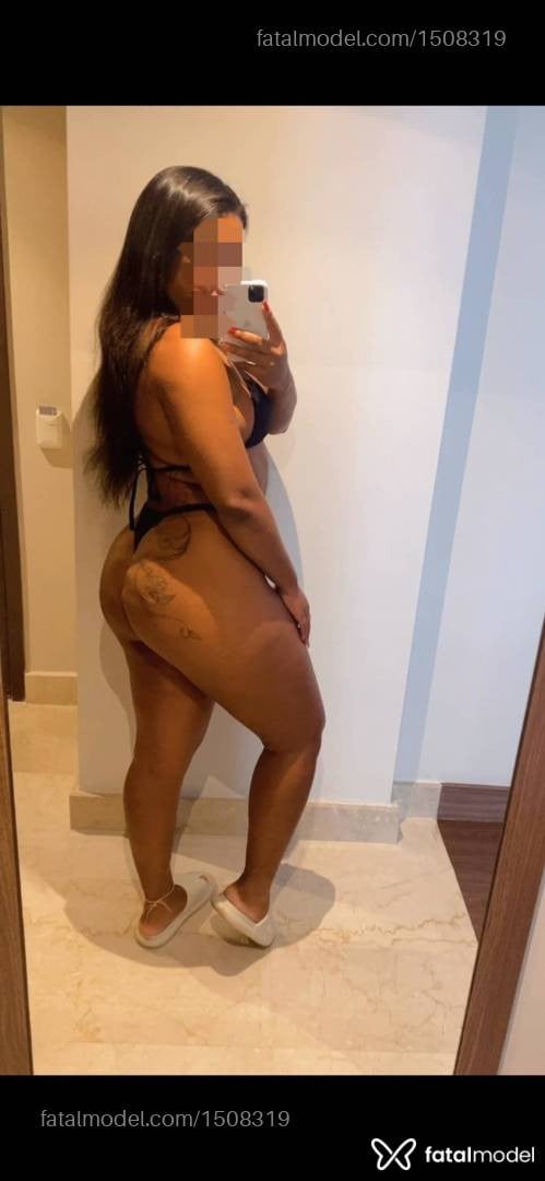 Acompanhante mulher morena (o) de olhos castanhos - Jenypher