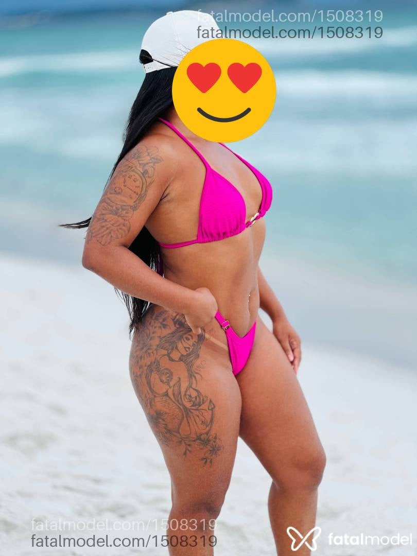 Acompanhante mulher morena (o) de olhos castanhos - Jenypher