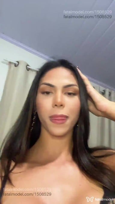 Acompanhante mulher trans loira (o) de olhos castanhos em Montes Claros Acompanhante mulher trans loira (o) de olhos castanhos em Montes Claros - Thalita