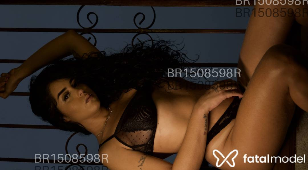 Acompanhante mulher morena (o) de olhos castanhos em Rio de Janeiro - Bianca Andrade