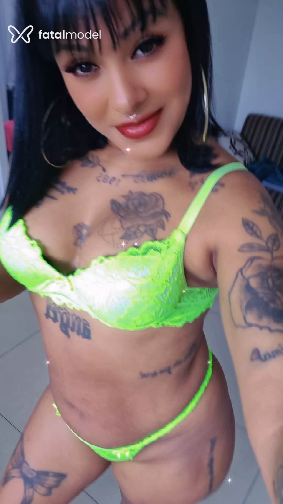 Acompanhante mulher morena (o) de olhos castanhos em Bagé Acompanhante mulher morena (o) de olhos castanhos em Bagé - Sabrina Ferrari