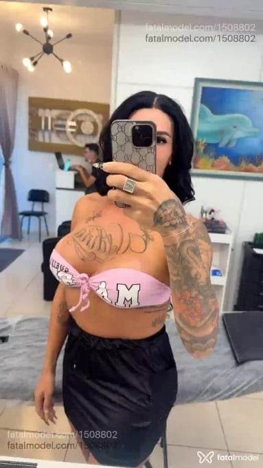 Acompanhante travesti com cabelo castanho de olhos castanhos em Foz do Iguaçu - Ymolla Kadory