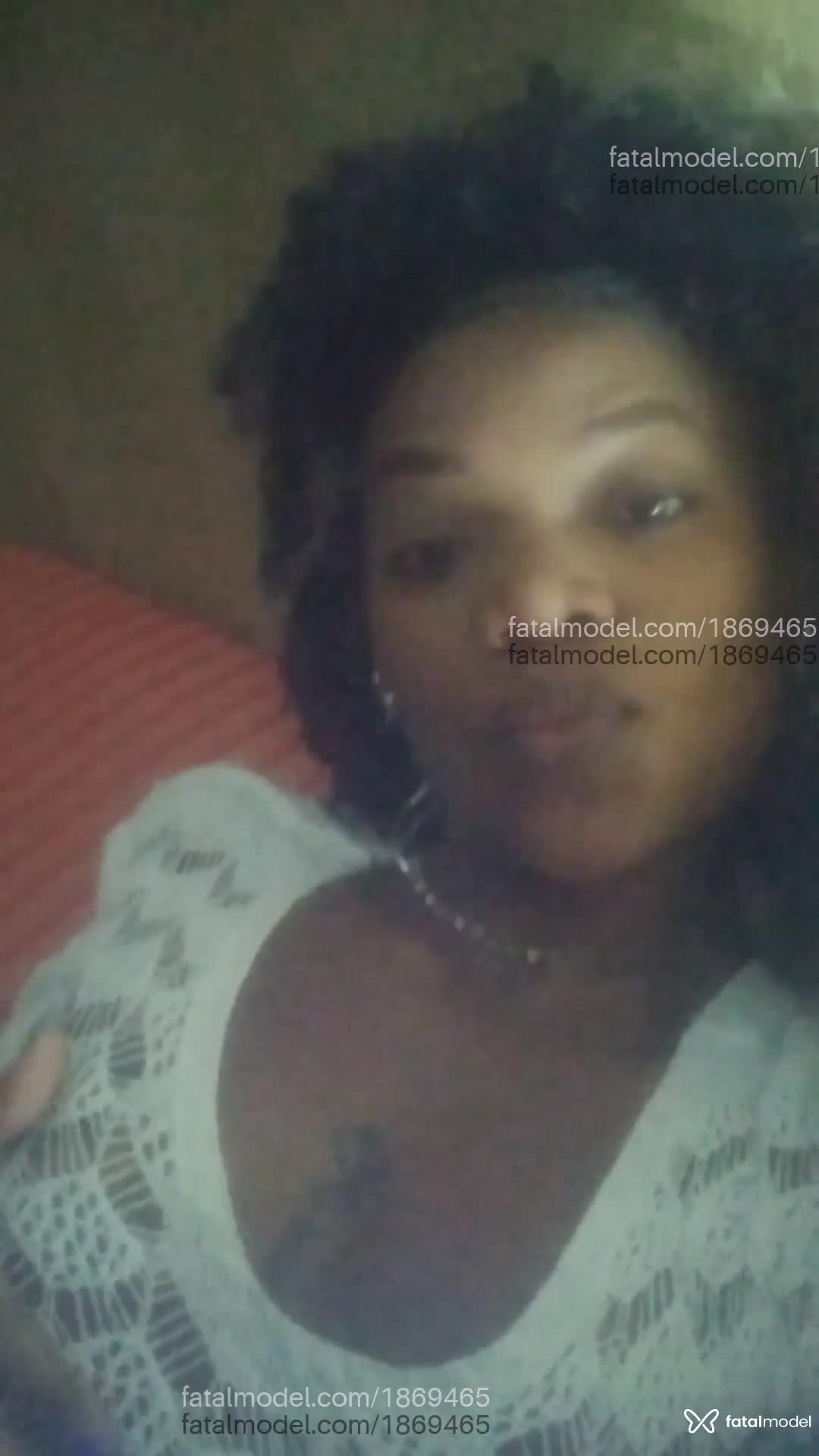 Acompanhante mulher morena (o) de olhos castanhos em Juiz de Fora Acompanhante mulher morena (o) de olhos castanhos em Juiz de Fora - Ludmila ticiano