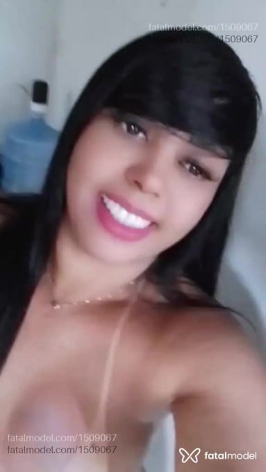 Acompanhante mulher morena (o) de olhos castanhos em Mariana - Mel Carvalho