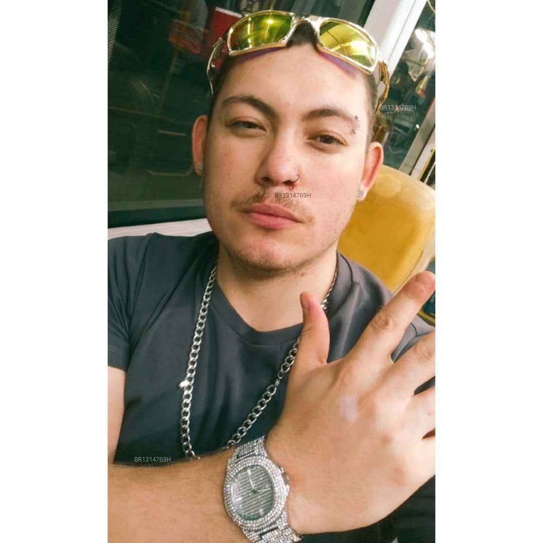 Acompanhante homem com cabelo castanho de olhos castanhos em Mauá Acompanhante homem com cabelo castanho de olhos castanhos em Mauá - Alex Borges