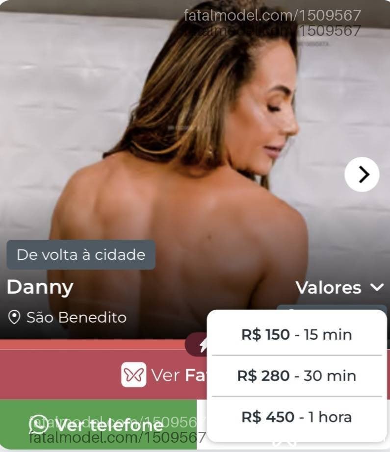 Acompanhante mulher com cabelo castanho de olhos castanhos - Danny
