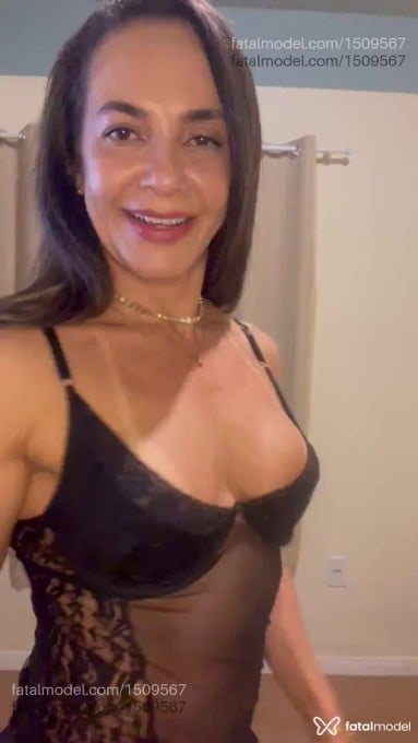 Acompanhante mulher com cabelo castanho de olhos castanhos em Vitória da Conquista - Danny