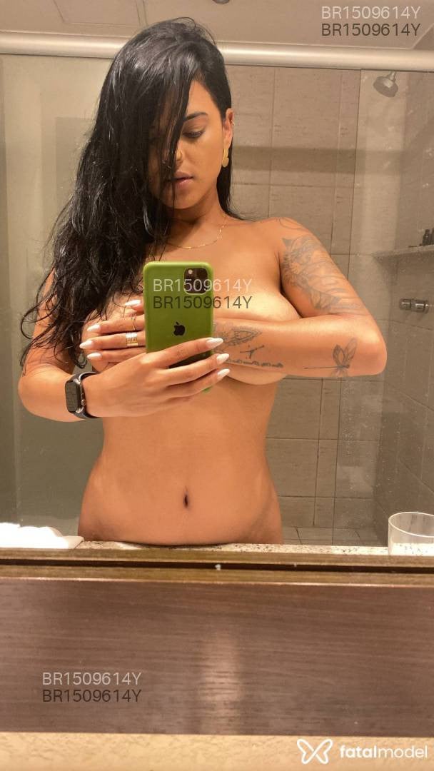 Acompanhante mulher morena (o) de olhos castanhos em Florianópolis - Priscilla Alves