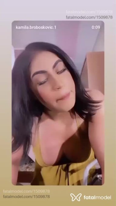 Acompanhante mulher trans morena (o) de olhos mel - Kamila broboskovic