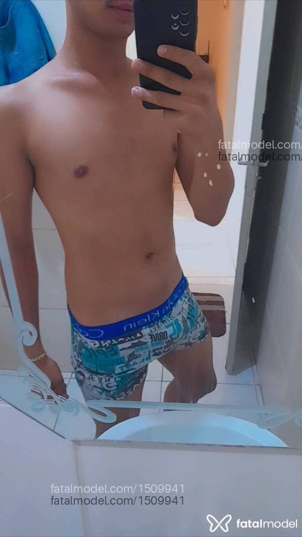 Acompanhante homem morena (o) de olhos mel em Presidente Prudente - Lucas Silva
