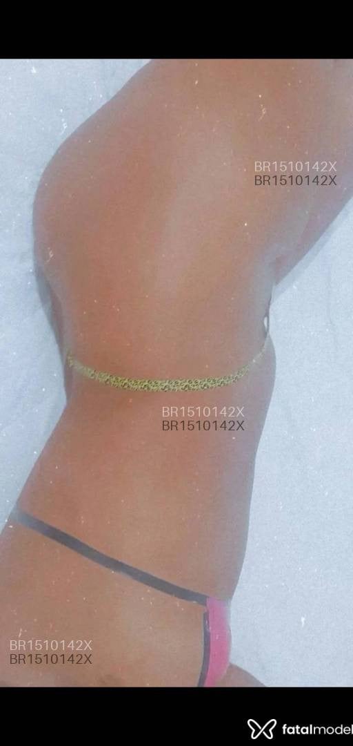 Acompanhante mulher morena (o) de olhos castanhos em Florianópolis - Bárbara Castilho