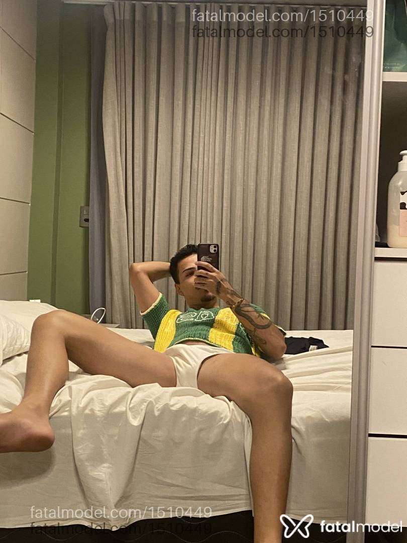 Acompanhante homem com cabelo castanho de olhos castanhos em Goiânia - Biel