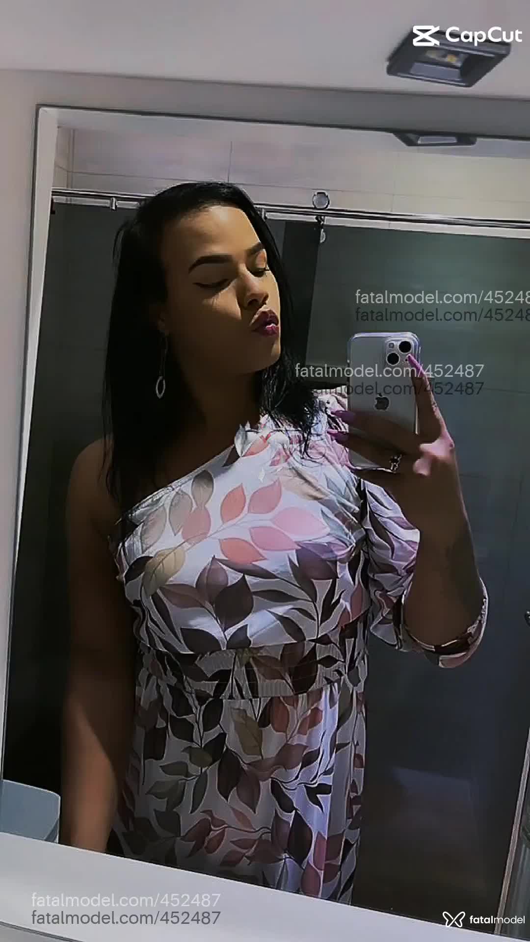 Acompanhante travesti morena (o) de olhos mel em Maringá - Bruninhaaa
