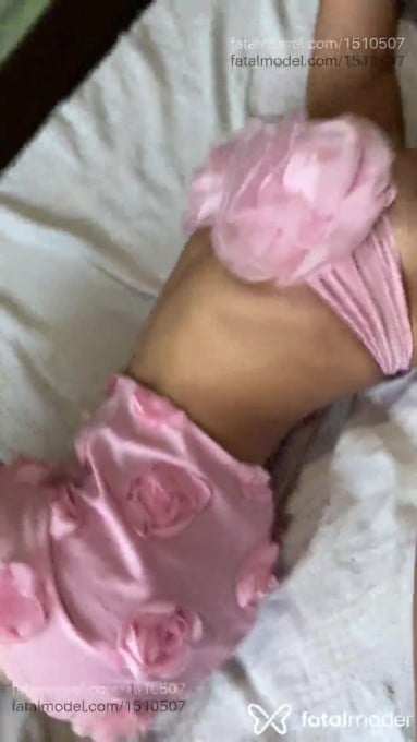 Acompanhante mulher morena (o) de olhos castanhos em Rio de Janeiro Acompanhante mulher morena (o) de olhos castanhos em Rio de Janeiro - Ágatha