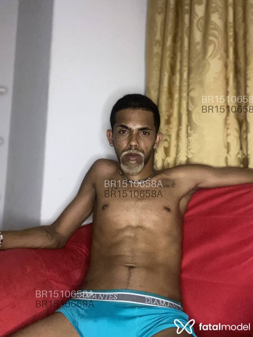 Acompanhante homem morena (o) de olhos mel em Porto Alegre - Thallys José