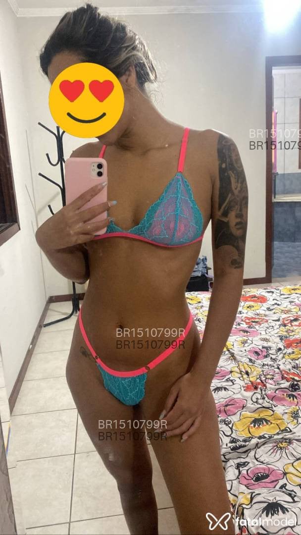 Acompanhante mulher loira (o) de olhos cinza em Itapema - Gaby silva