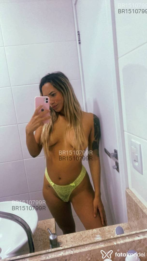 Acompanhante mulher loira (o) de olhos cinza em Itapema - Gaby silva