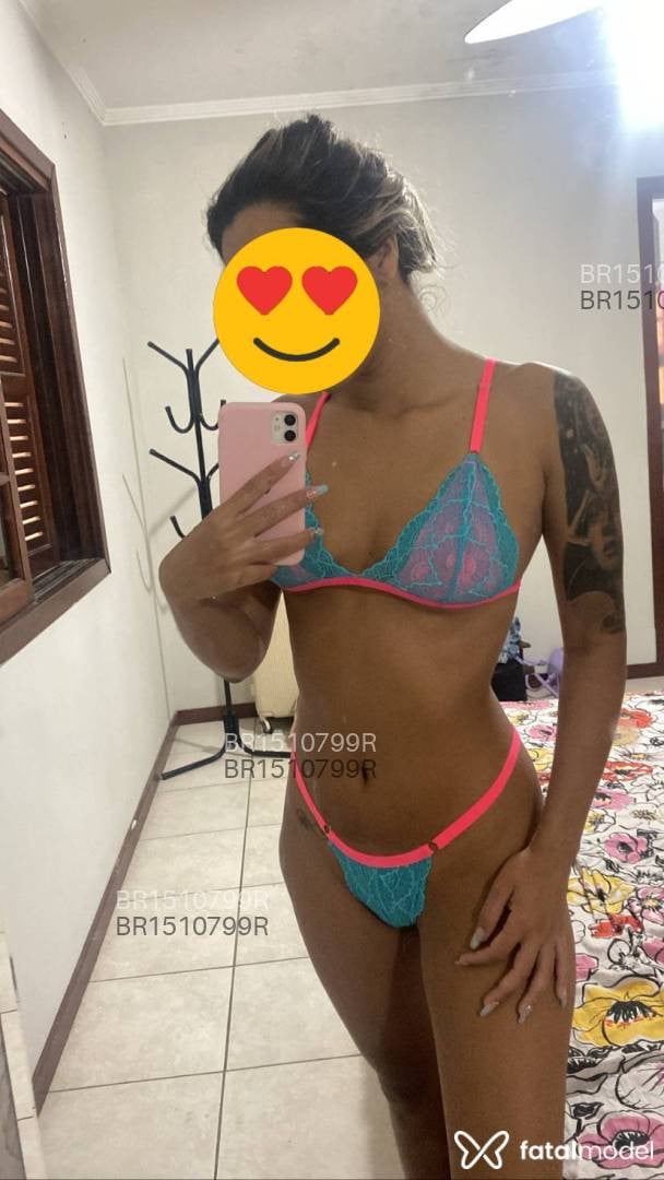 Acompanhante mulher loira (o) de olhos cinza em Itapema - Gaby silva