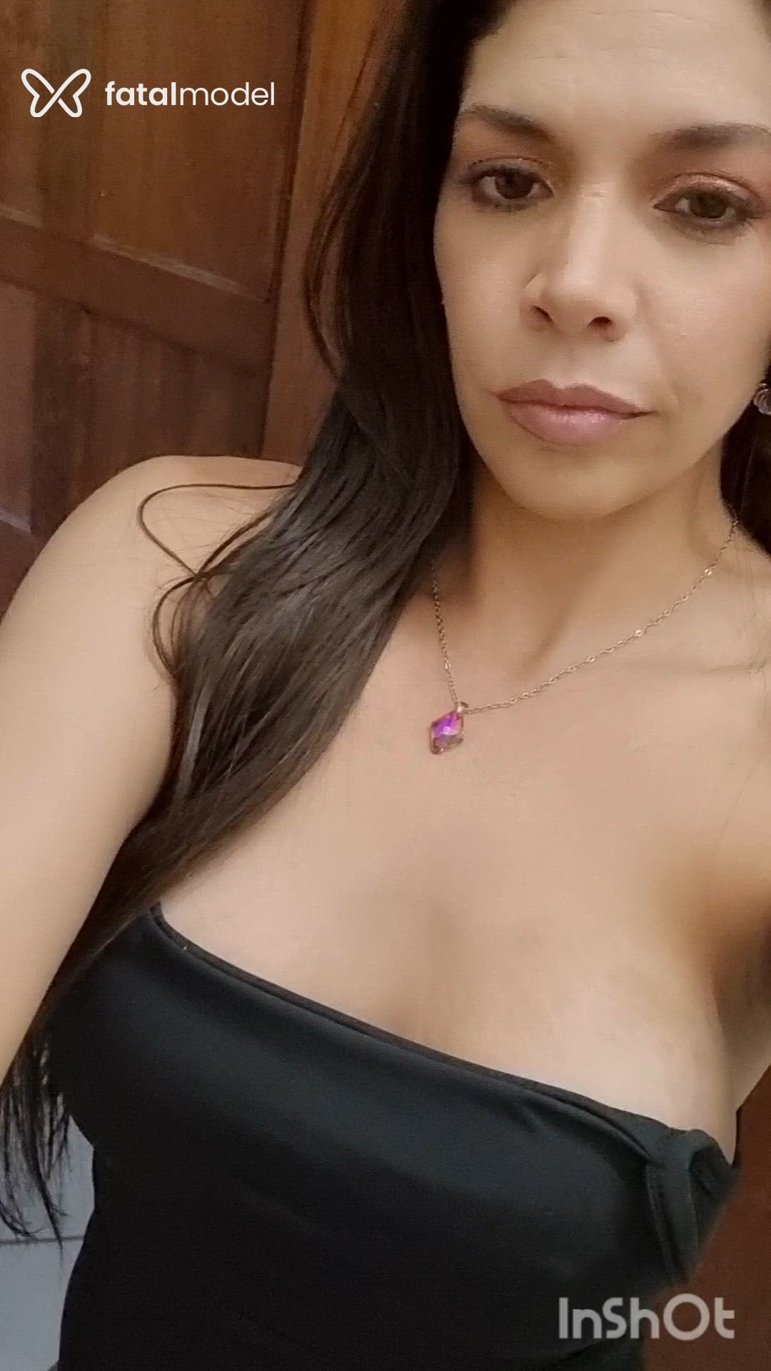 Acompanhante mulher com cabelo castanho de olhos castanhos - Laura Valle