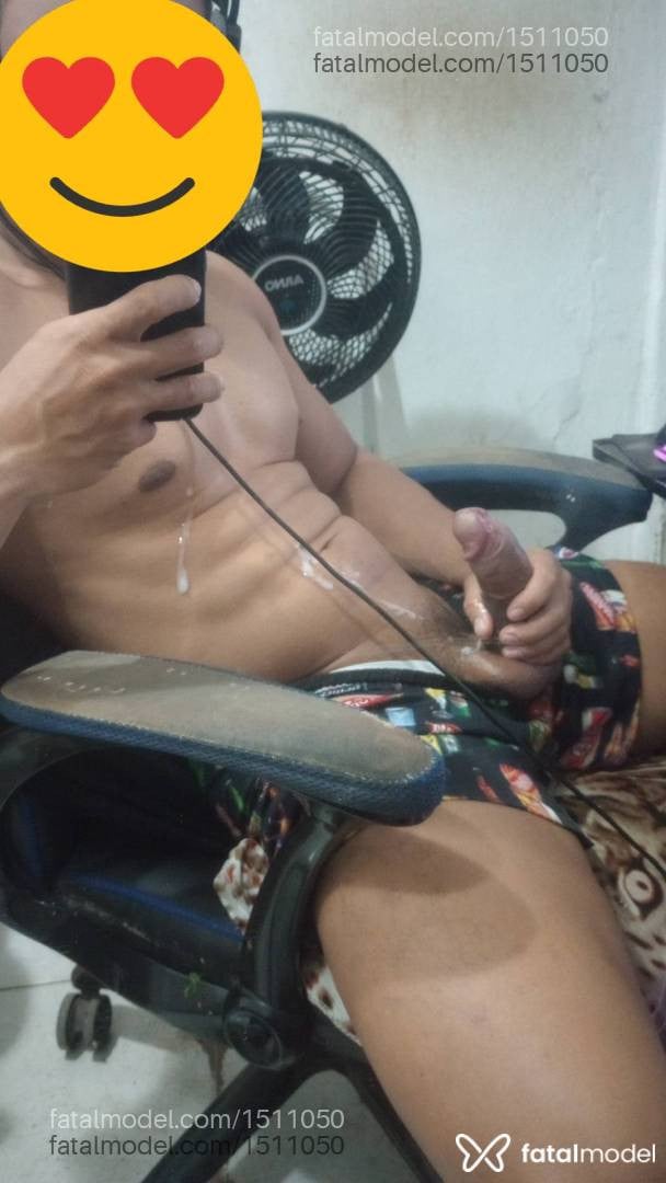 Acompanhante homem morena (o) de olhos castanhos - Marcelo