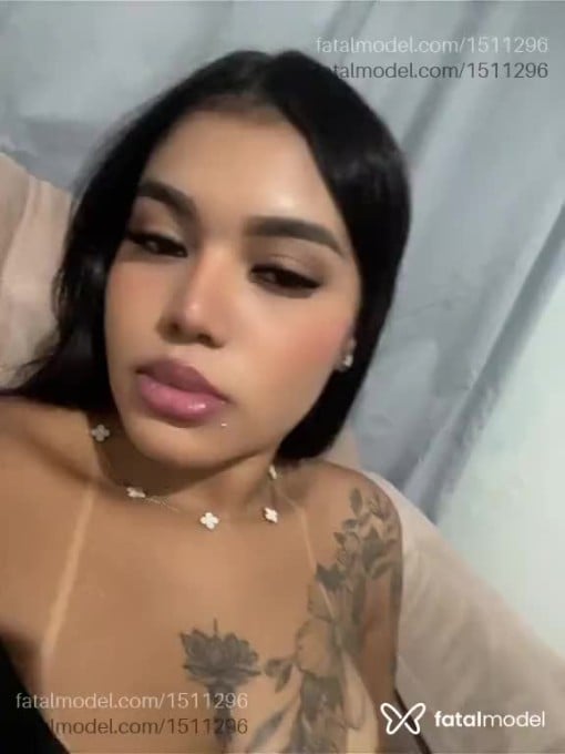 Acompanhante mulher morena (o) de olhos castanhos - Tayna