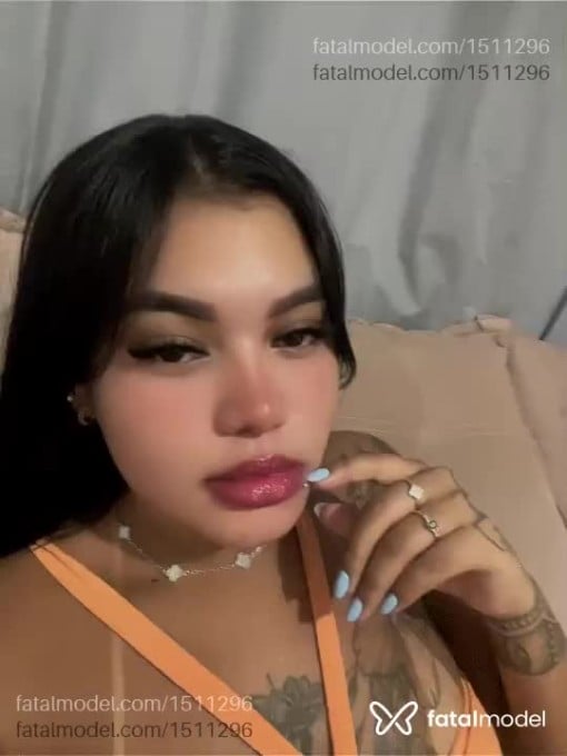 Acompanhante mulher morena (o) de olhos castanhos - Tayna
