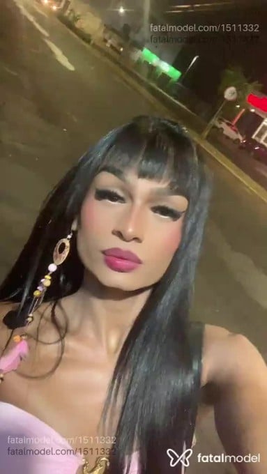 Acompanhante mulher trans morena (o) de olhos pretos em Itumbiara Acompanhante mulher trans morena (o) de olhos pretos em Itumbiara - Taina Alves