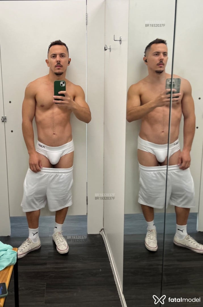 Acompanhante homem com cabelo castanho de olhos castanhos em Salvador - JoJhow