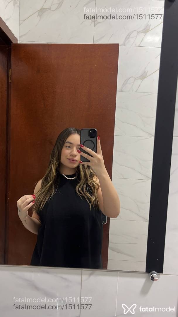 Acompanhante mulher loira (o) de olhos verdes em Sorriso - Lara souza