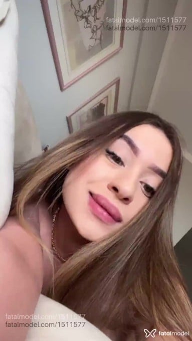 Acompanhante mulher loira (o) de olhos verdes em Sorriso - Lara souza