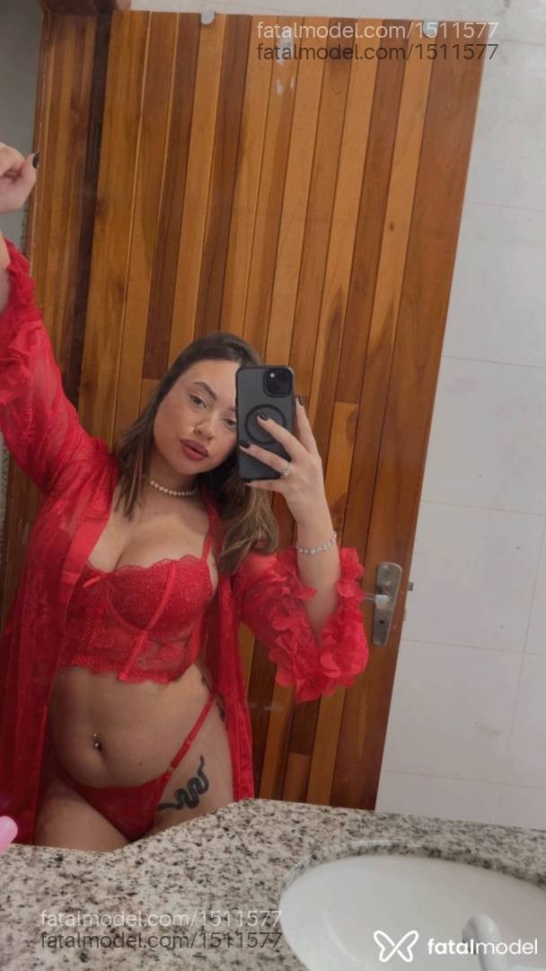 Acompanhante mulher loira (o) de olhos verdes em Sapezal - Lara souza