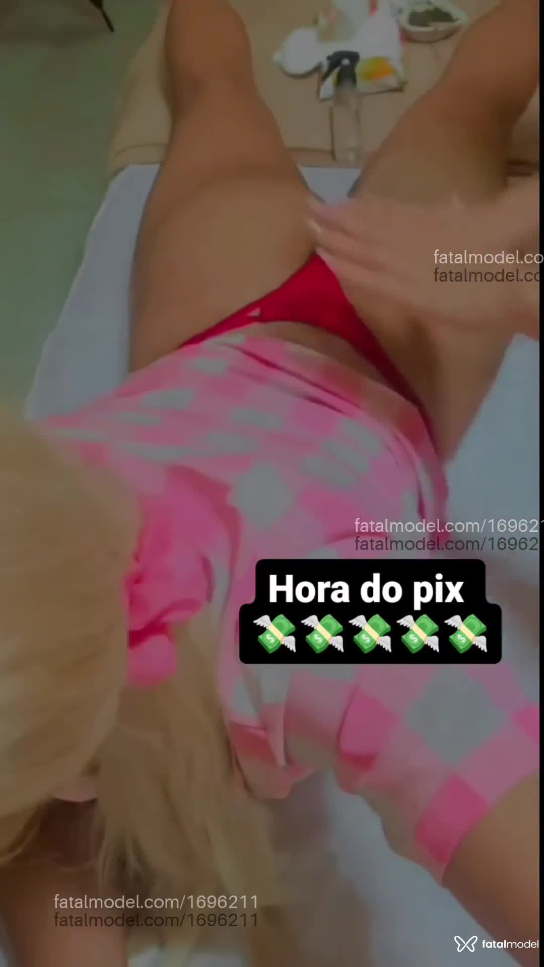 Acompanhante mulher trans loira (o) de olhos pretos em Fortaleza - Angélica Bee