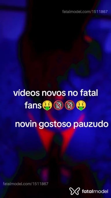 Acompanhante travesti com cabelo castanho de olhos castanhos em Caldas Novas - Gaby Martins