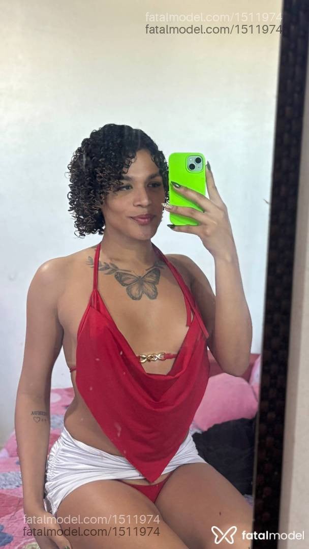 Acompanhante travesti morena (o) de olhos castanhos em Foz do Iguaçu - Alexía Bianca