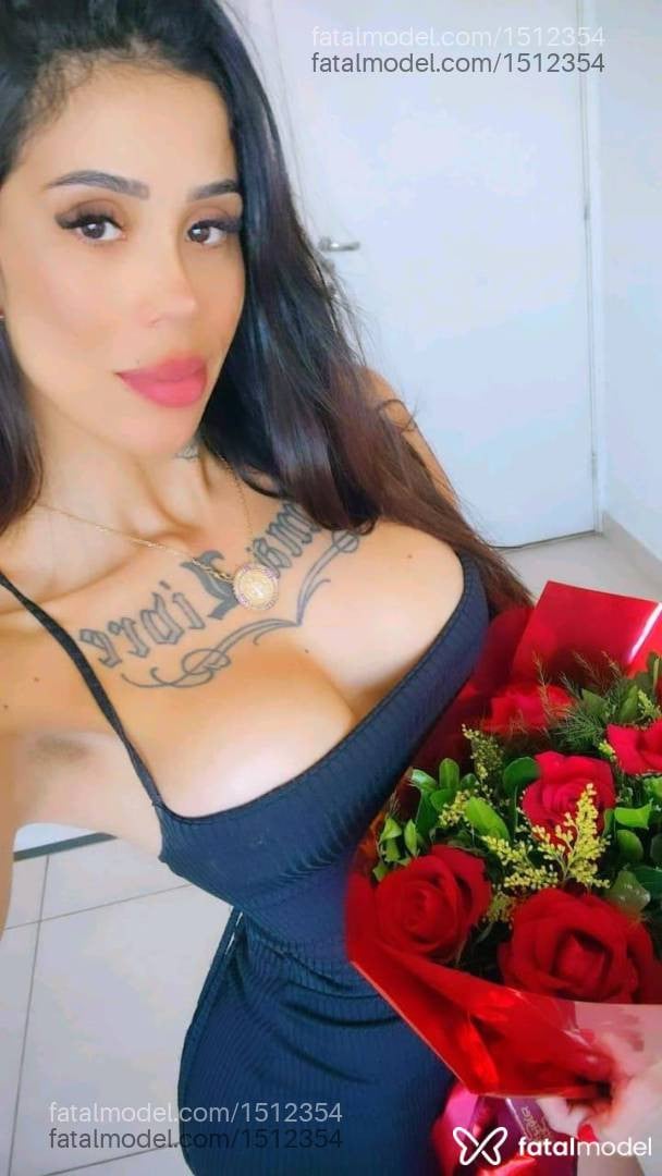 Acompanhante mulher com cabelo castanho de olhos castanhos - Gabriela Félix