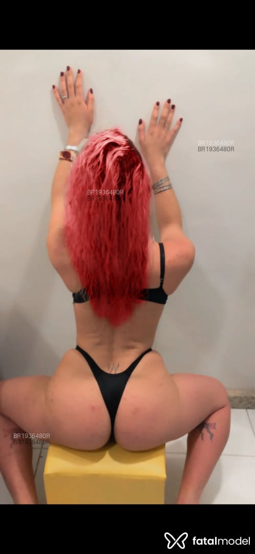 Acompanhante mulher trans com cabelo castanho de olhos castanhos em São Paulo - Cigana Cartomante
