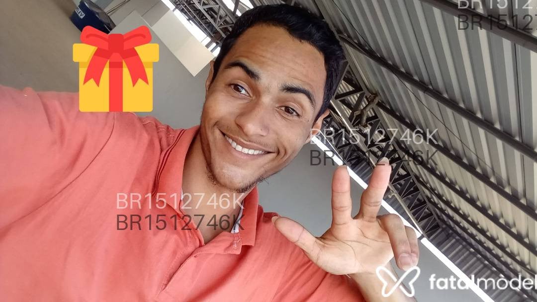 Acompanhante homem com cabelo grisalho de olhos castanhos em Nova Serrana Acompanhante homem com cabelo grisalho de olhos castanhos em Nova Serrana - Daniel Ferreira