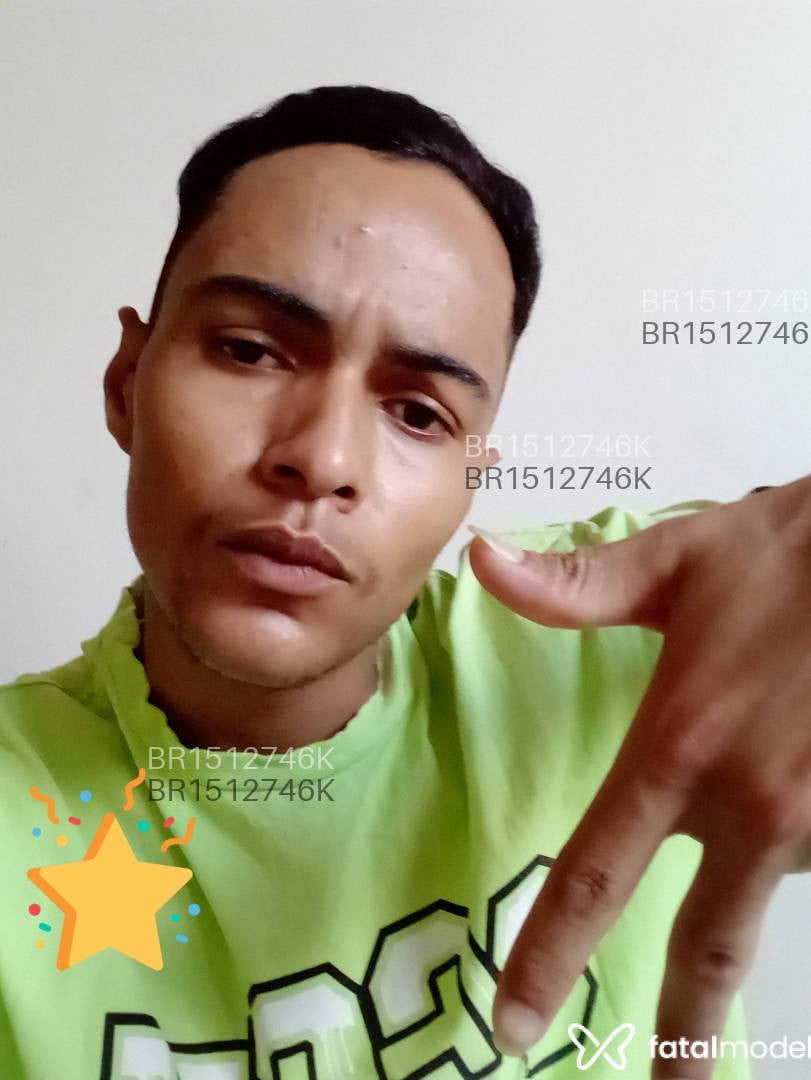 Acompanhante homem com cabelo grisalho de olhos castanhos em Nova Serrana Acompanhante homem com cabelo grisalho de olhos castanhos em Nova Serrana - Daniel Ferreira