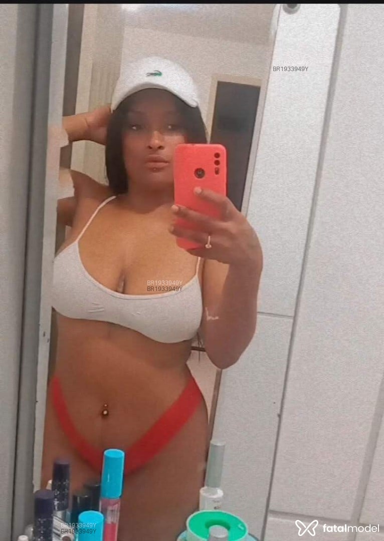 Acompanhante mulher morena (o) de olhos pretos em Vitória Acompanhante mulher morena (o) de olhos pretos em Vitória - Morena