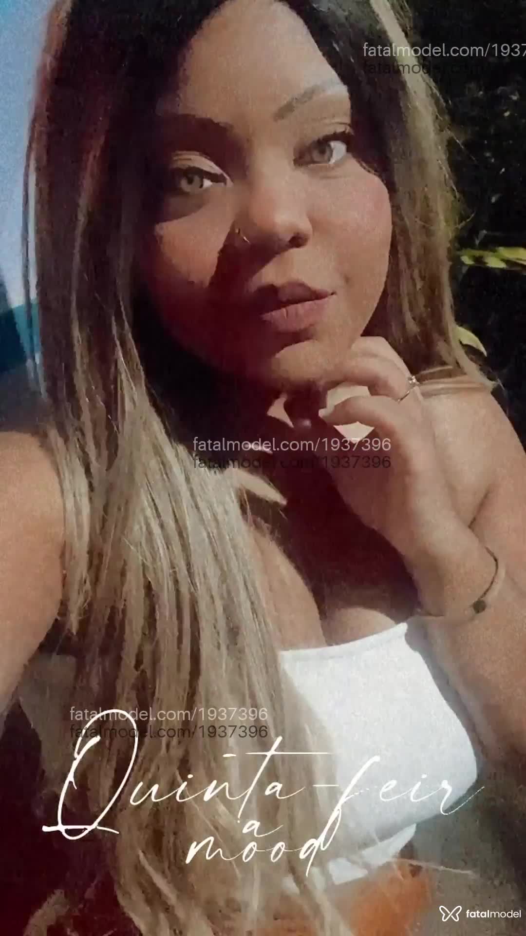 Acompanhante mulher loira (o) de olhos castanhos em São Paulo Acompanhante mulher loira (o) de olhos castanhos em São Paulo - Daniela