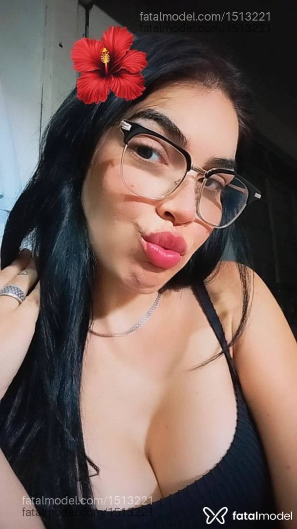 Acompanhante mulher morena (o) de olhos castanhos - Cleópatra