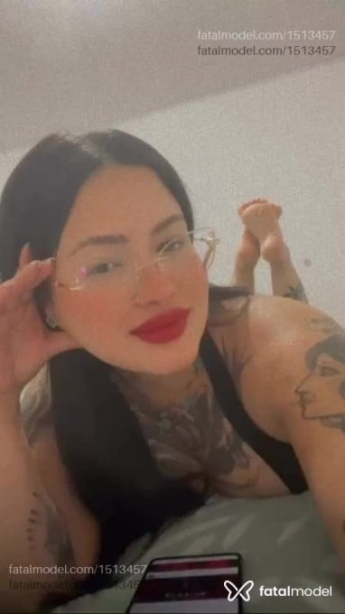 Acompanhante mulher morena (o) de olhos verdes - Marcela Ribeiro