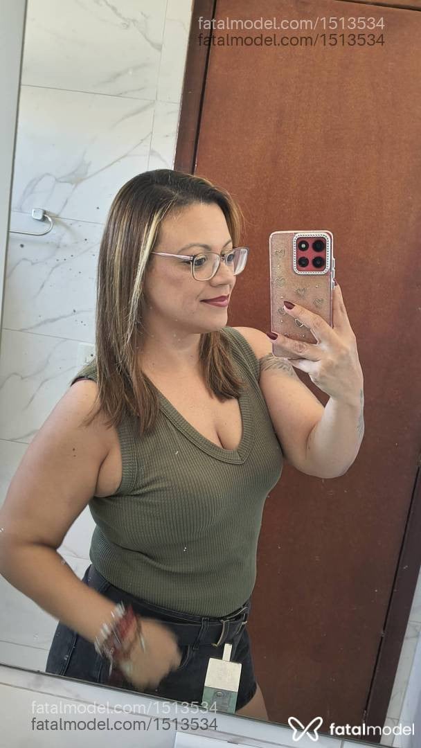 Acompanhante mulher loira (o) de olhos castanhos em Sorriso - Carol Fortunah
