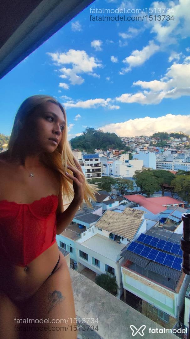 Acompanhante mulher trans loira (o) de olhos verdes em Nova Friburgo - Joyce