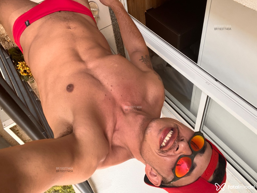 Acompanhante homem morena (o) de olhos castanhos em São Paulo Acompanhante homem morena (o) de olhos castanhos em São Paulo - Uriel