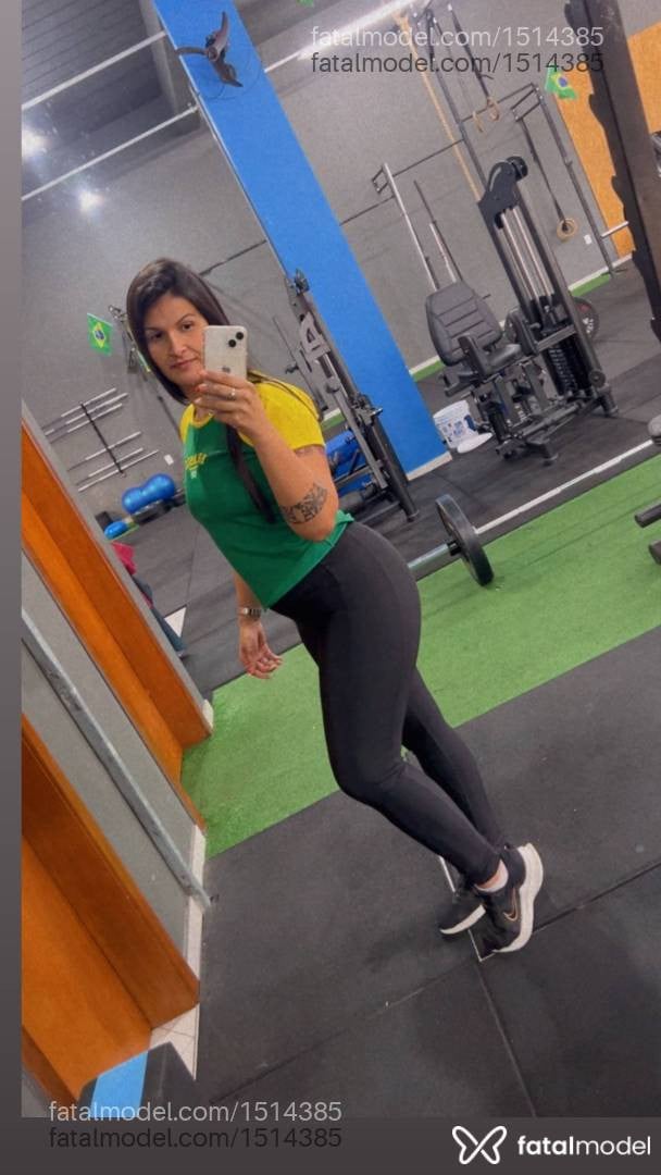 Acompanhante mulher morena (o) de olhos castanhos em Teutônia Acompanhante mulher morena (o) de olhos castanhos em Teutônia - Valentina Rossi