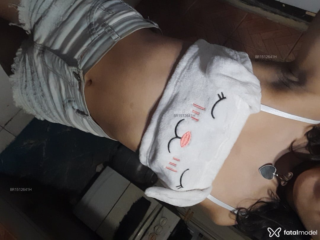 Acompanhante mulher morena (o) de olhos castanhos em Virtual - Ayla Switch