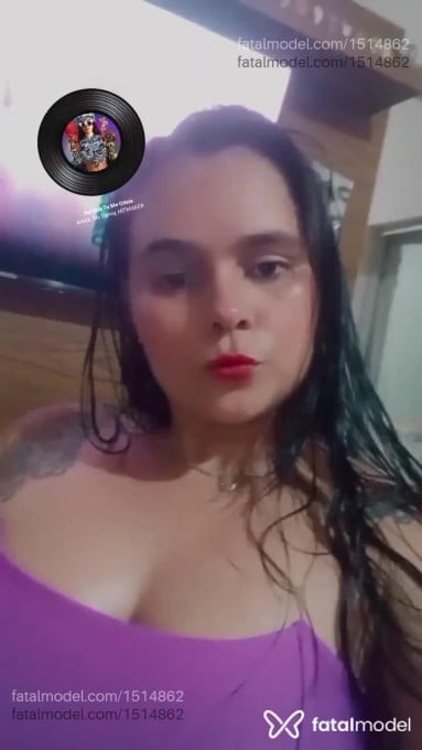 Acompanhante mulher morena (o) de olhos castanhos em Oliveira Acompanhante mulher morena (o) de olhos castanhos em Oliveira - Camila