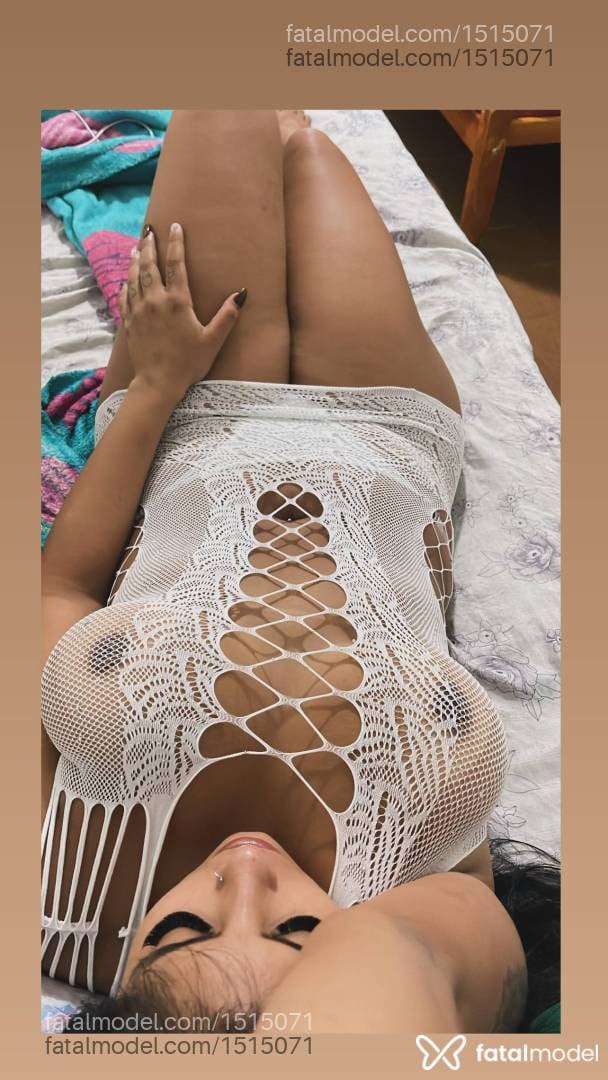 Acompanhante mulher morena (o) de olhos pretos - Bianca